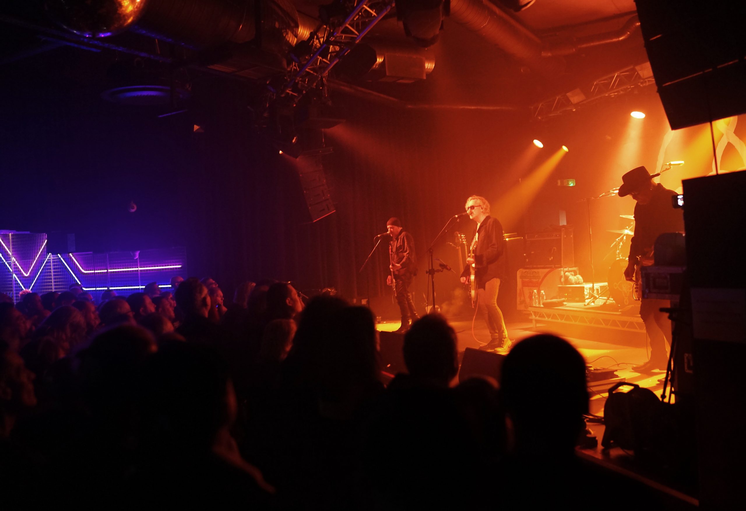 Live Review: The Mission / Salvation – Chalk Venue, Brighton 12.04.2022 ...